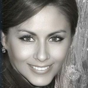 Meet your Posher, Perla